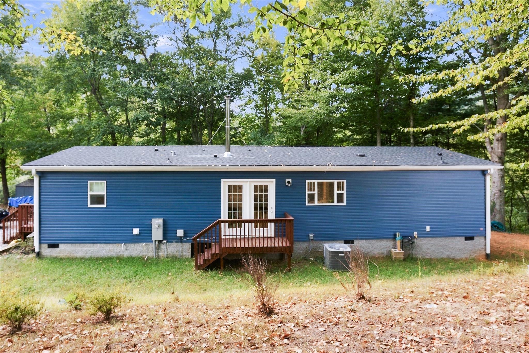 Single Family Residence at 203 Beaverdam Loop Road, Candler, photo 37 of 47