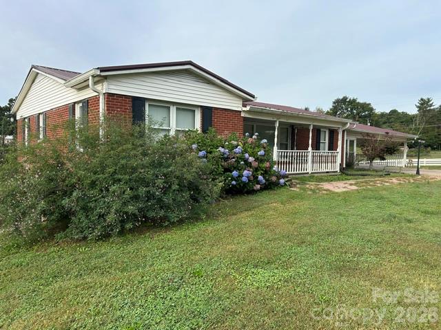 Single Family Residence at 292 Old Henrietta Road, Forest City, photo 6 of 32