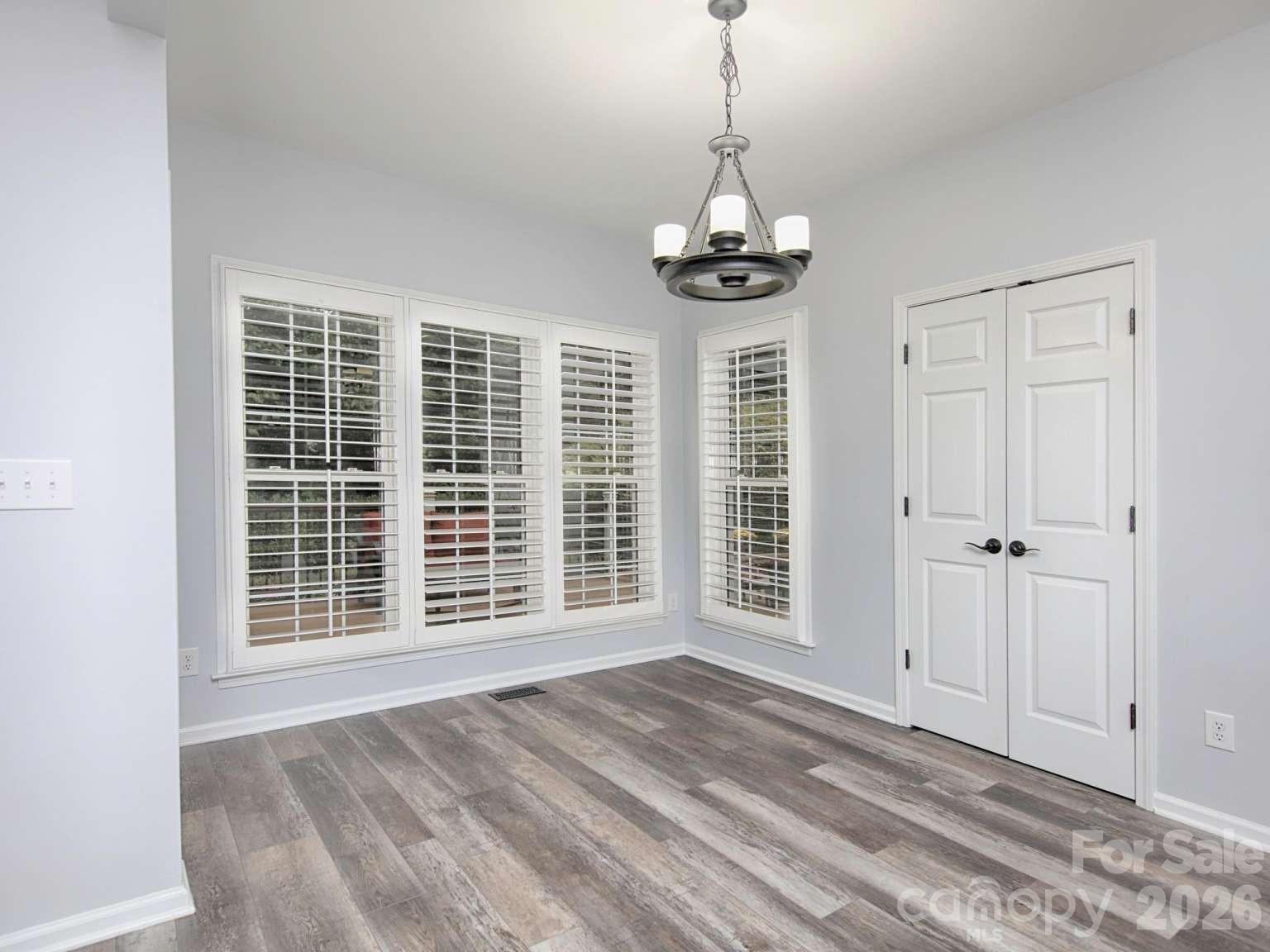 Single Family Residence at 166 Laurel Glen Drive, Mooresville, photo 11 of 40