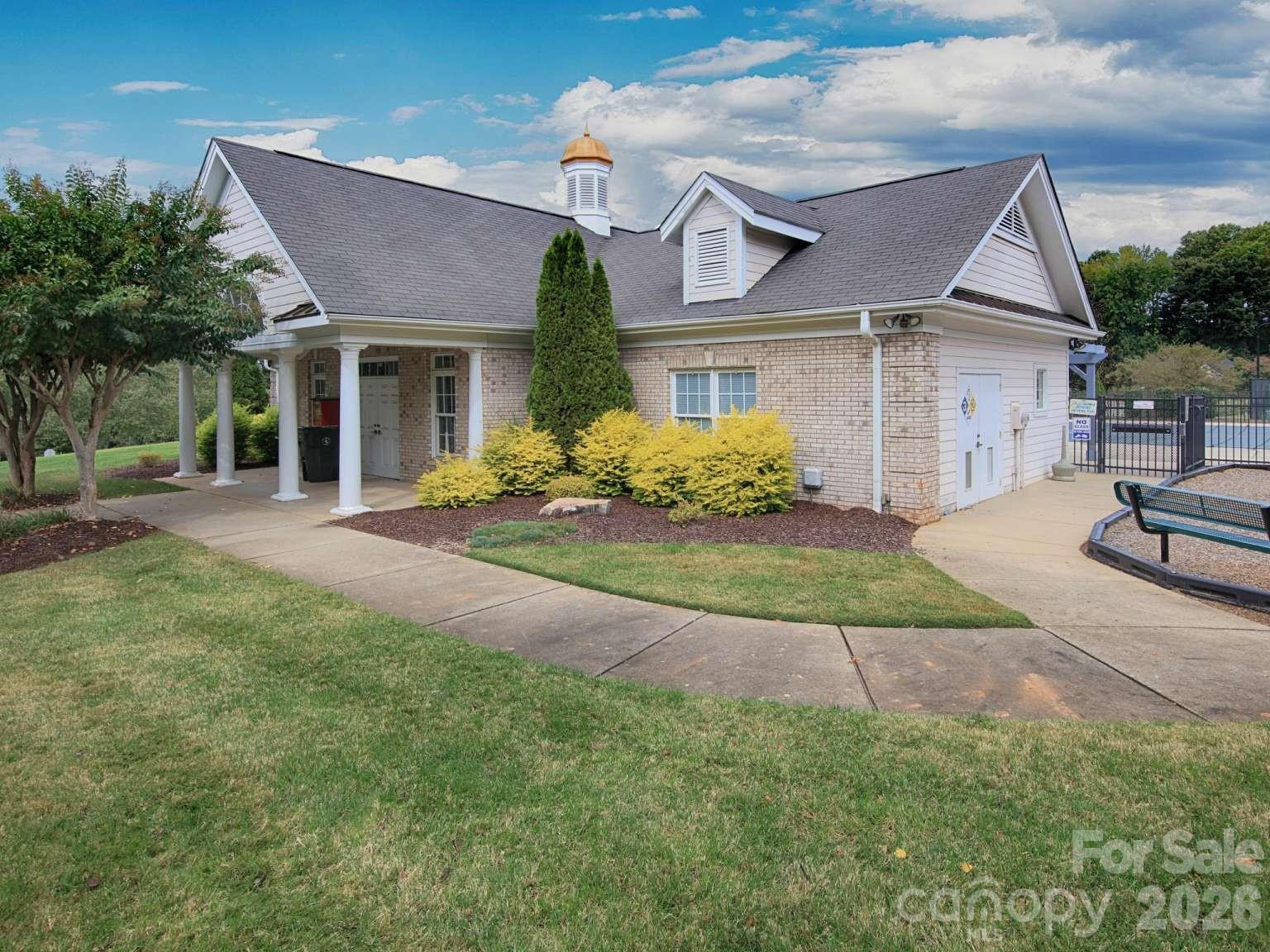 Single Family Residence at 166 Laurel Glen Drive, Mooresville, photo 38 of 40