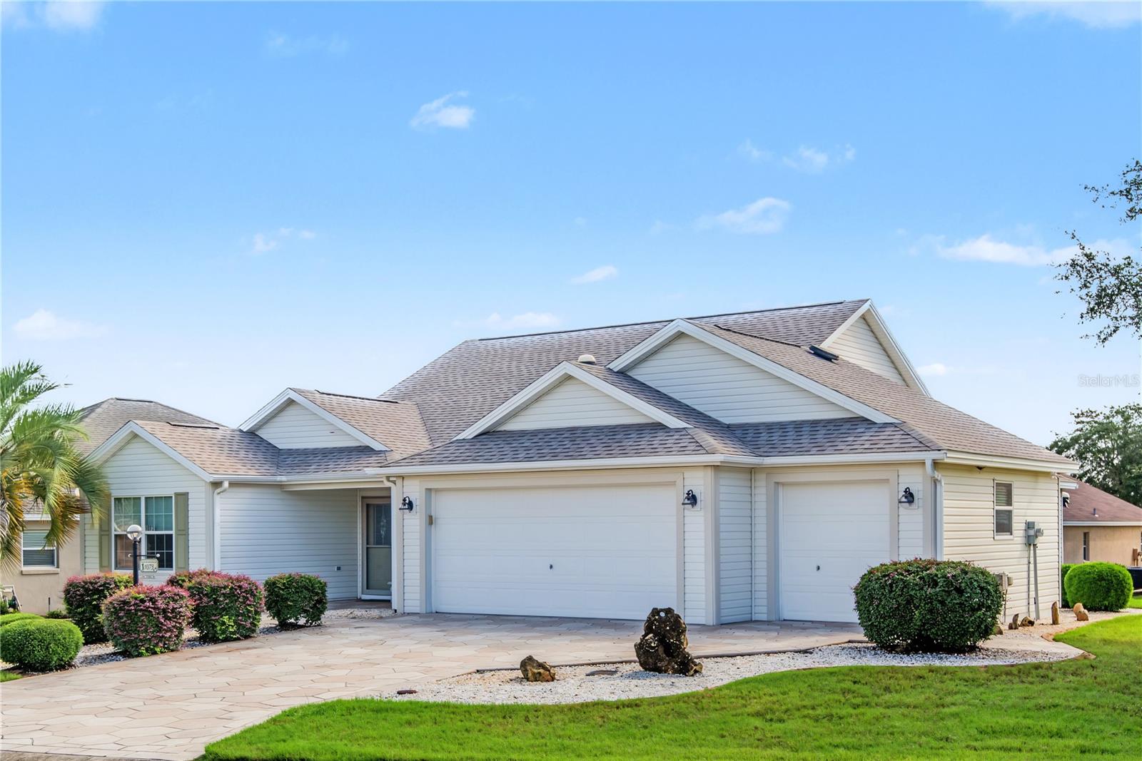 Single Family Residence at 1073 ALCOVE LOOP, THE VILLAGES, photo 33 of 37