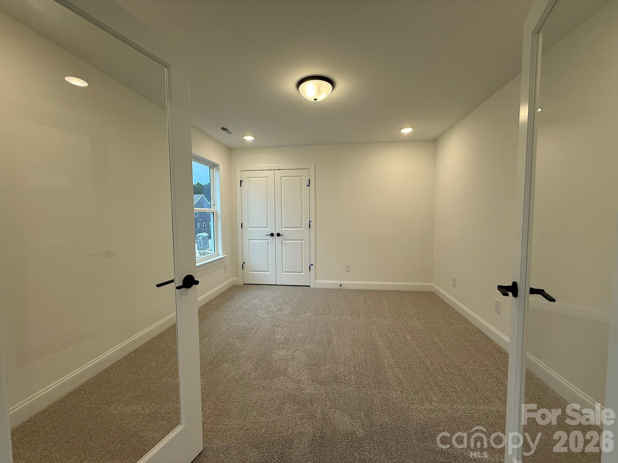 Sitting Room - 4482 Blue Mound Court, Stanley