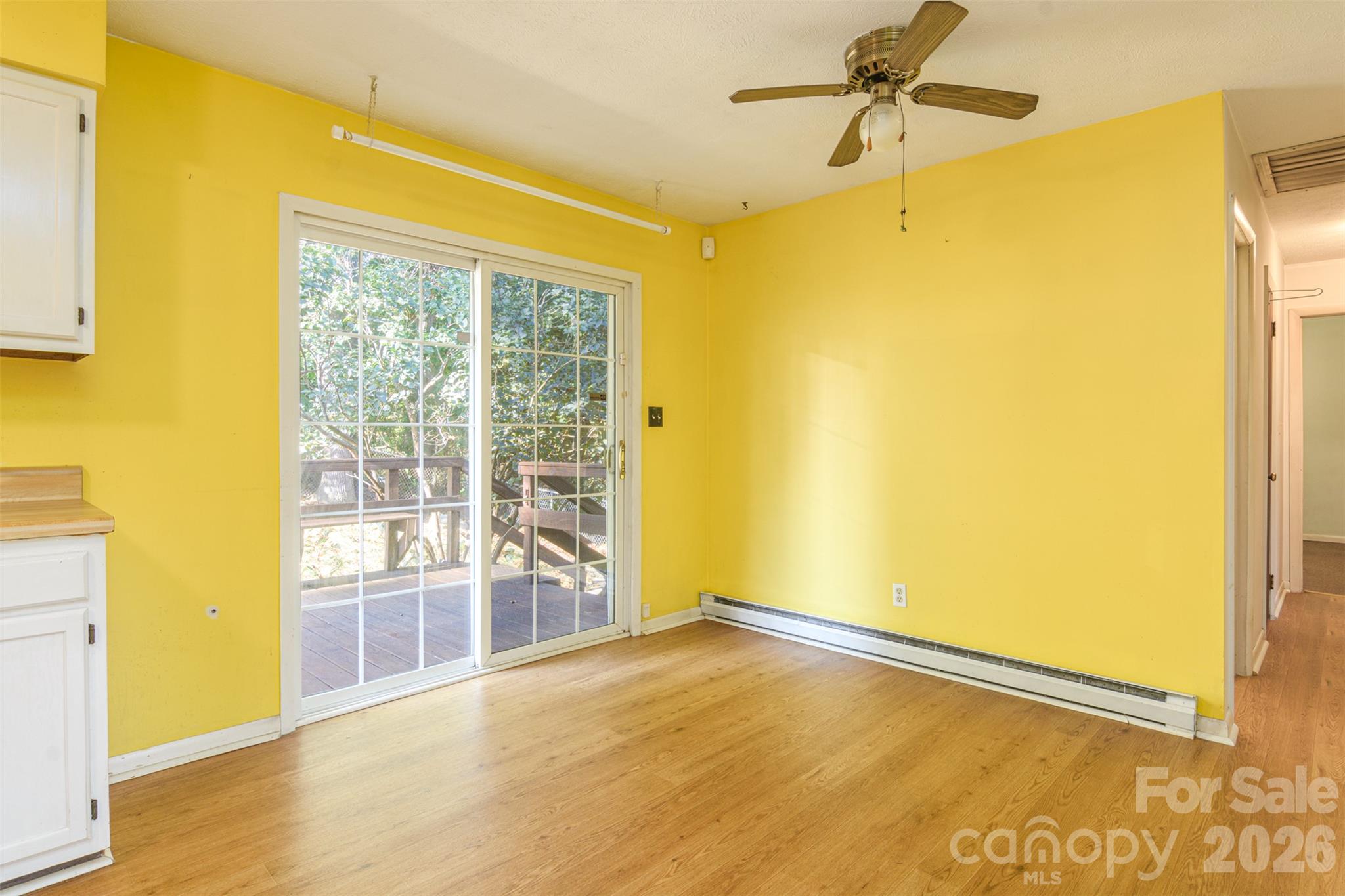 Single Family Residence at 86 Johnston Boulevard, Asheville, photo 8 of 27
