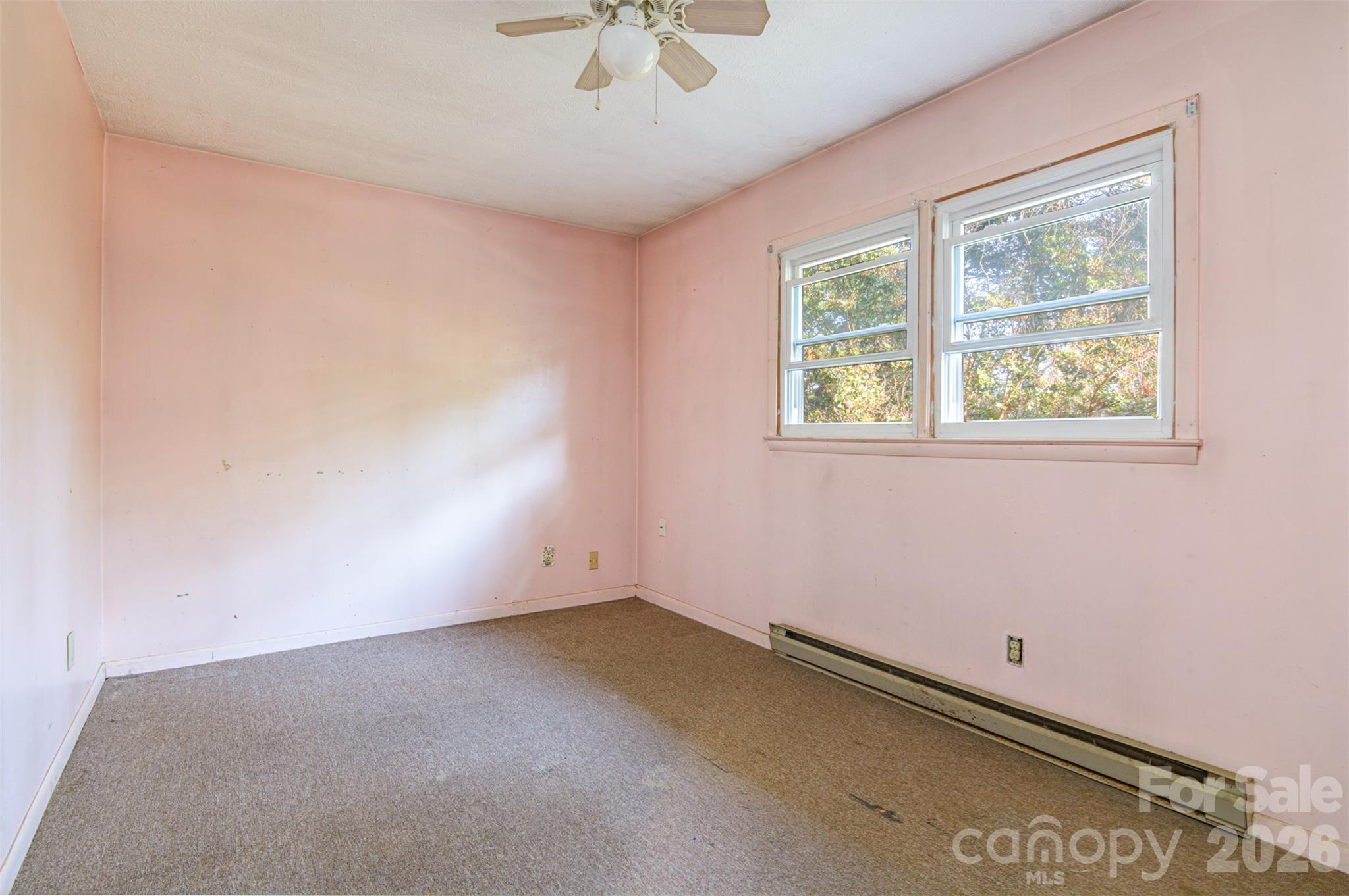 Single Family Residence at 86 Johnston Boulevard, Asheville, photo 14 of 27