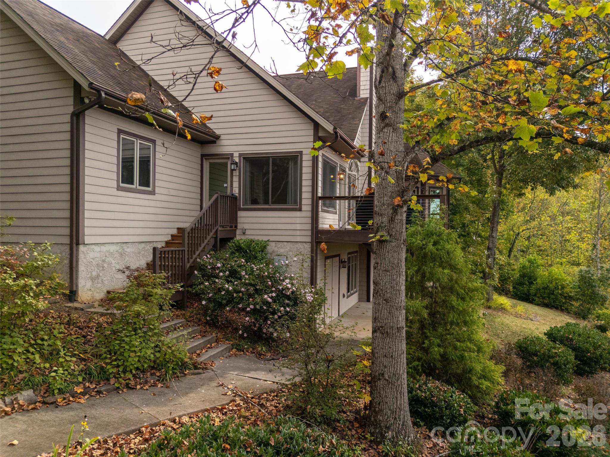 Single Family Residence at 142 Twin Courts Drive, Weaverville, photo 5 of 48