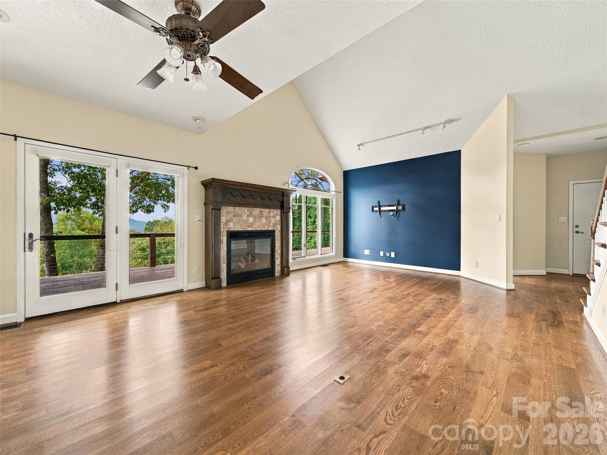 Single Family Residence at 142 Twin Courts Drive, Weaverville, photo 18 of 48