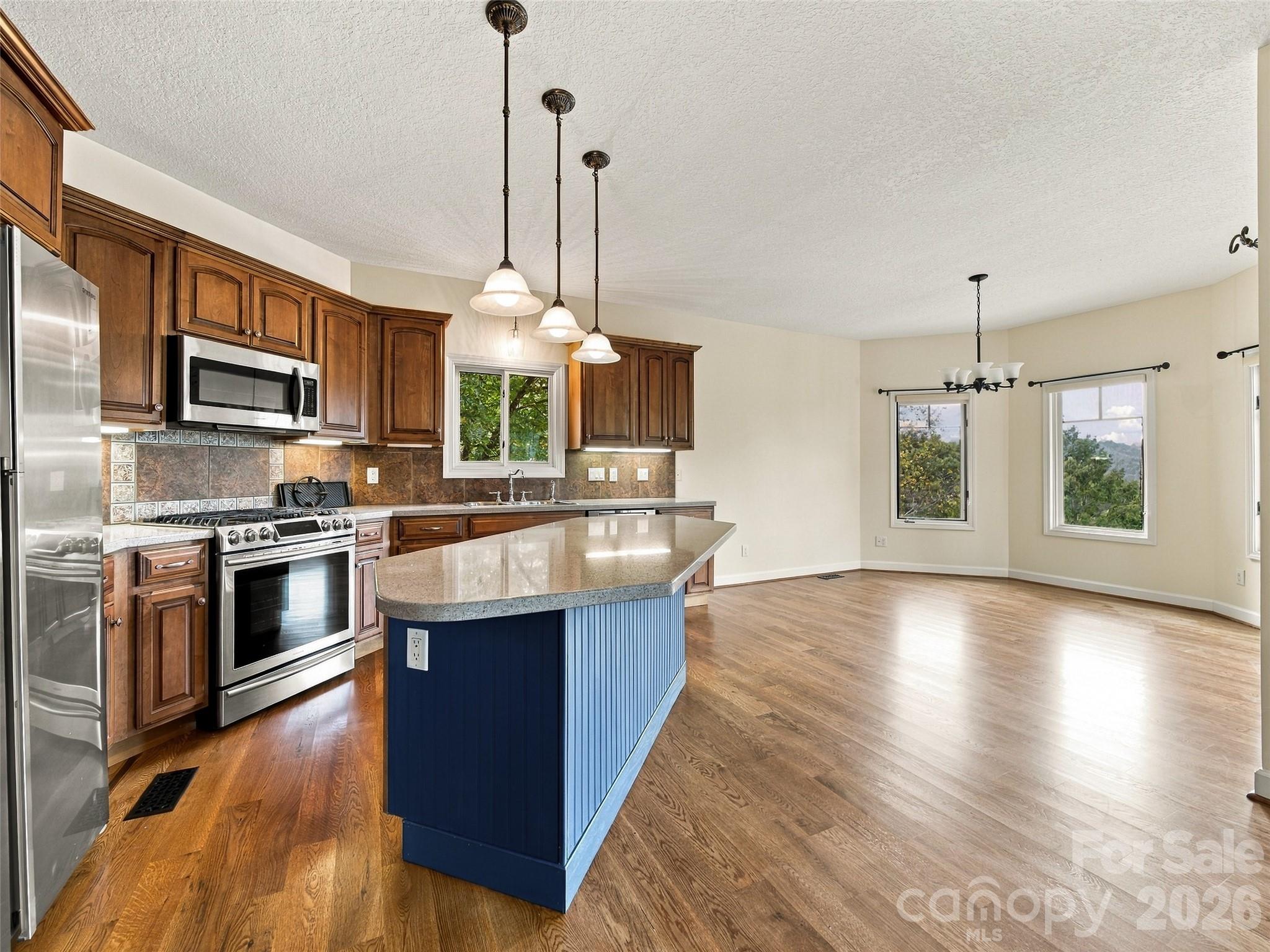 Single Family Residence at 142 Twin Courts Drive, Weaverville, photo 20 of 48