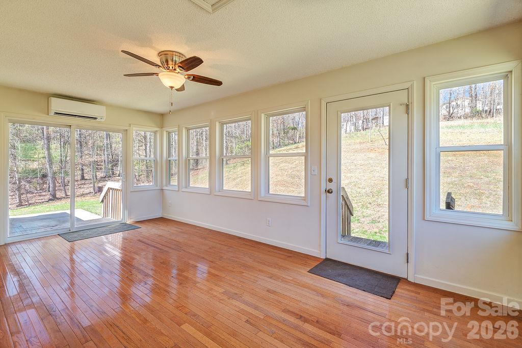 Single Family Residence at 216 Pickens Road, Weaverville, photo 16 of 31