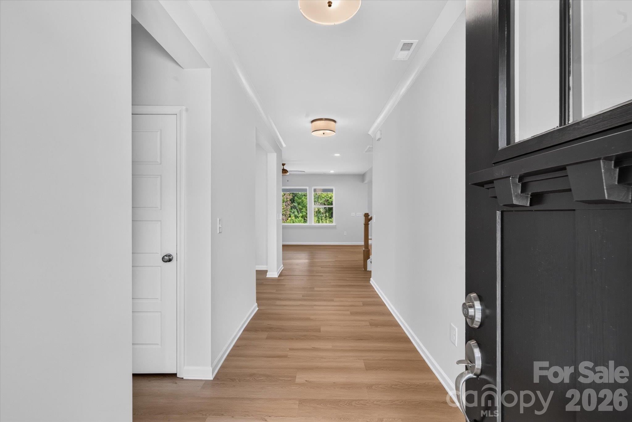 Foyer - 2022 Sabra Street, Gastonia