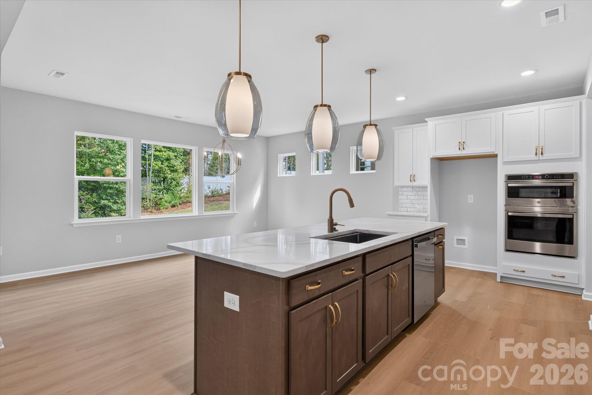 Kitchen/Breakfast - 2022 Sabra Street, Gastonia