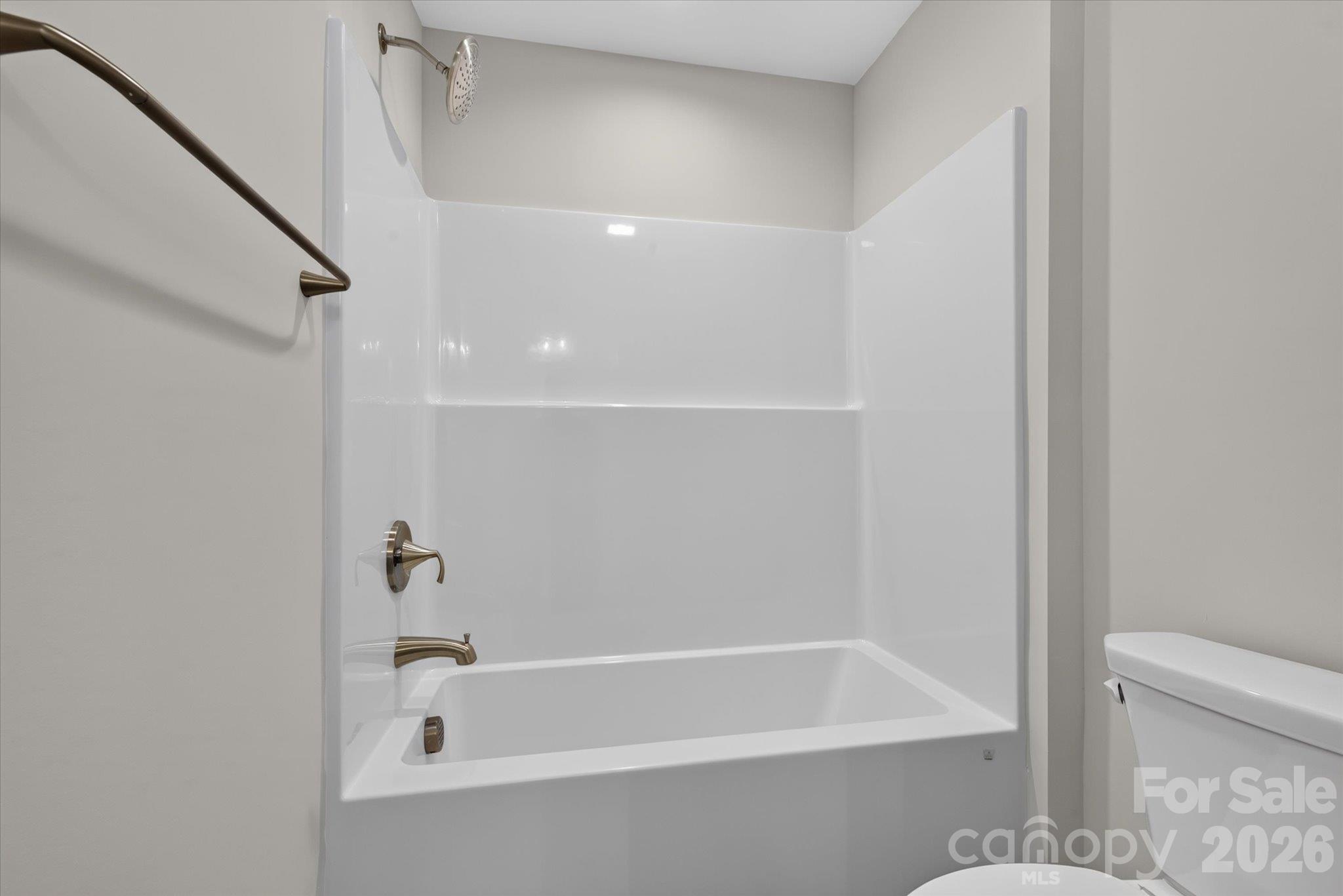 Bath 2 - 2022 Sabra Street, Gastonia