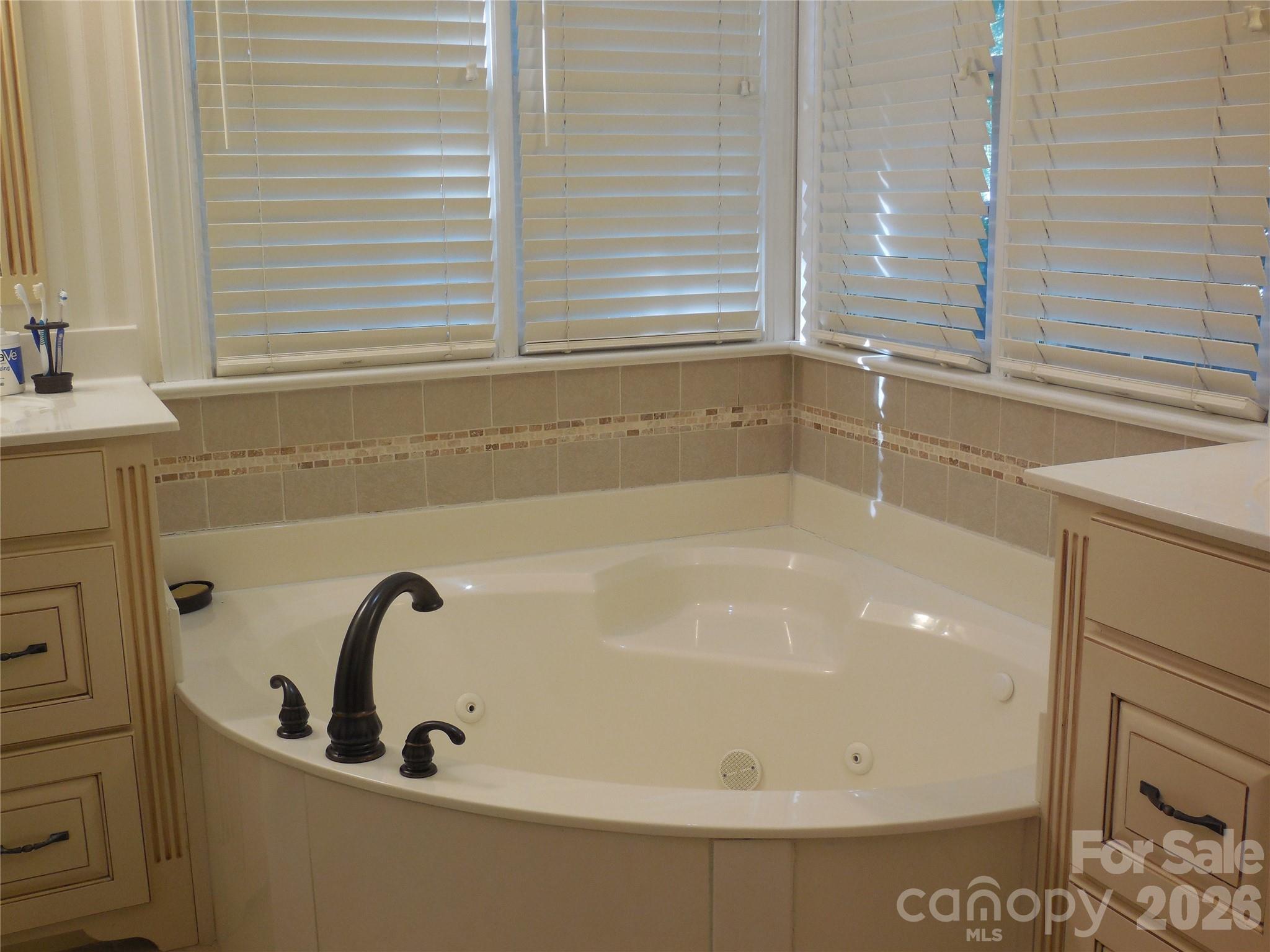 Single Family Residence at 1432 Porch Swing Lane, Matthews, photo 17 of 20