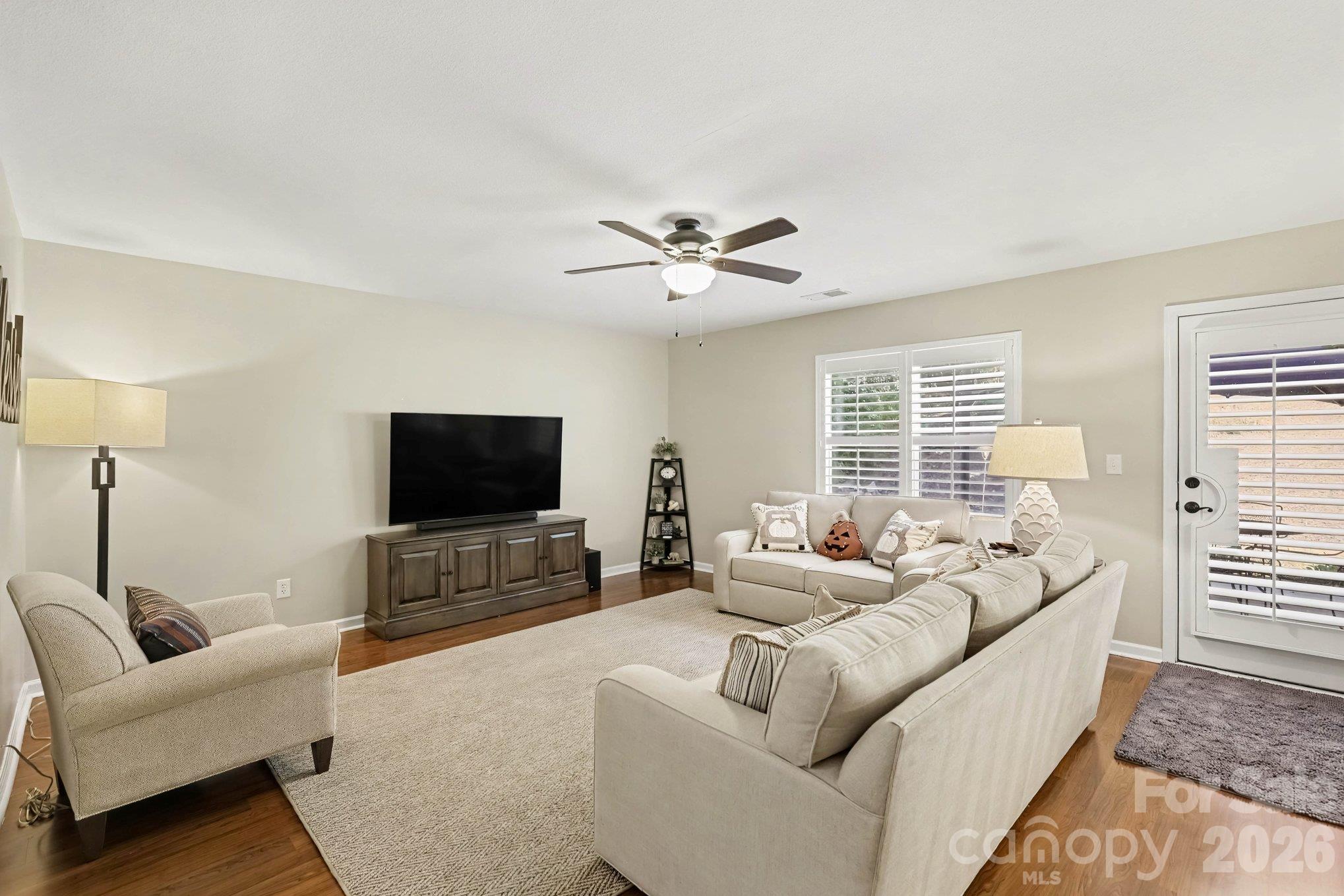 Single Family Residence at 3817 Broadwater Court, Gastonia, photo 5 of 30