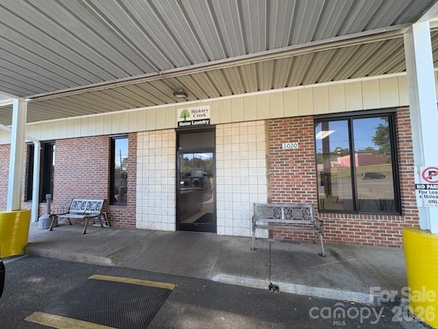 Retail Center at 1020 E Marion Street E, Shelby, photo 5 of 13