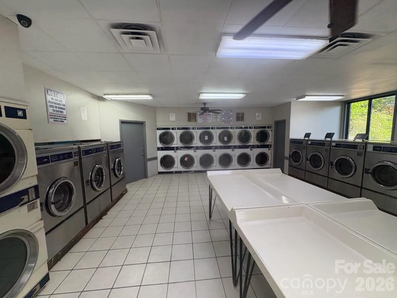 Retail Center at 1020 E Marion Street E, Shelby, photo 9 of 13