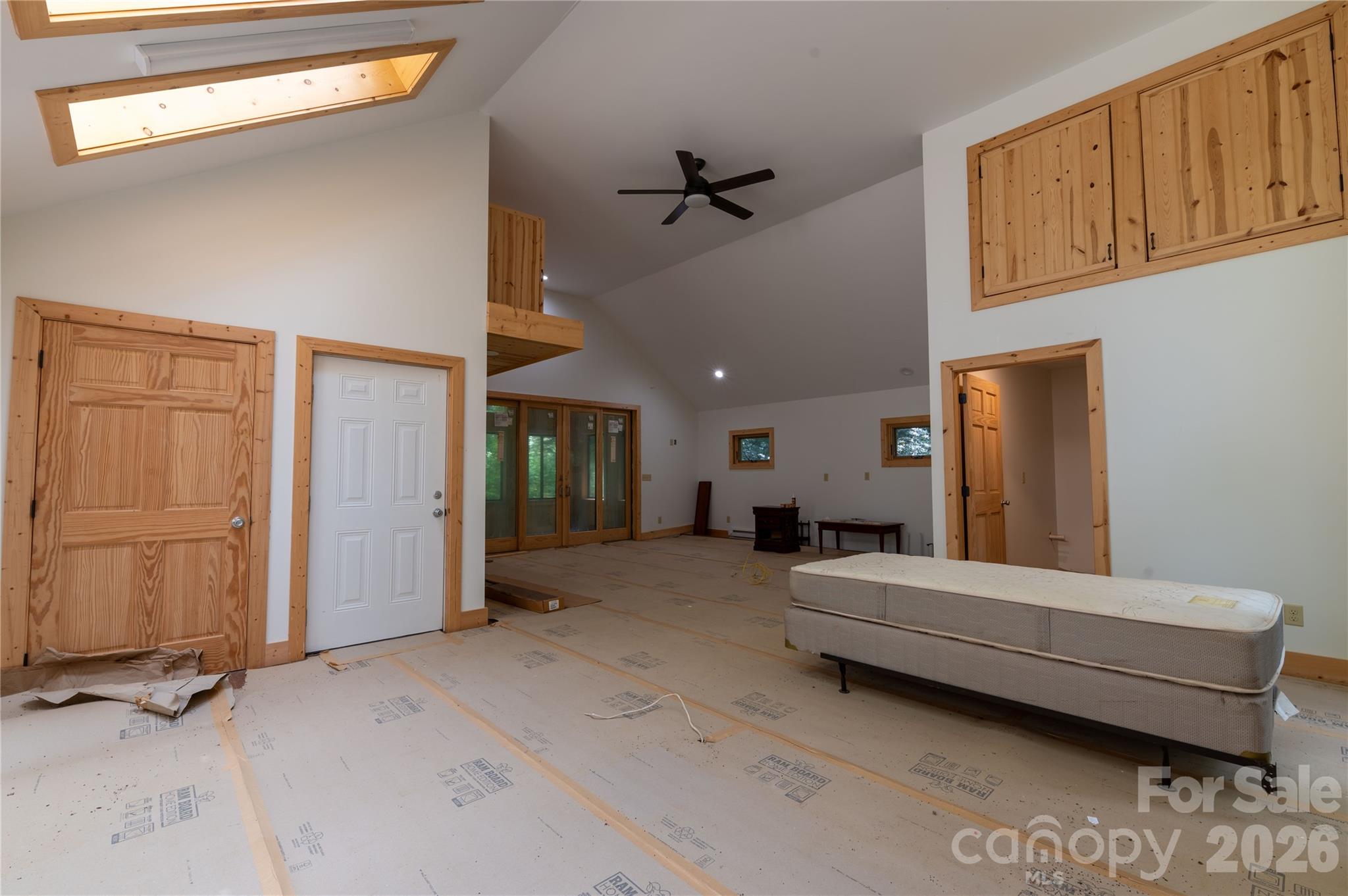 Single Family Residence at 2099 South Toe River Road, Burnsville, photo 28 of 37