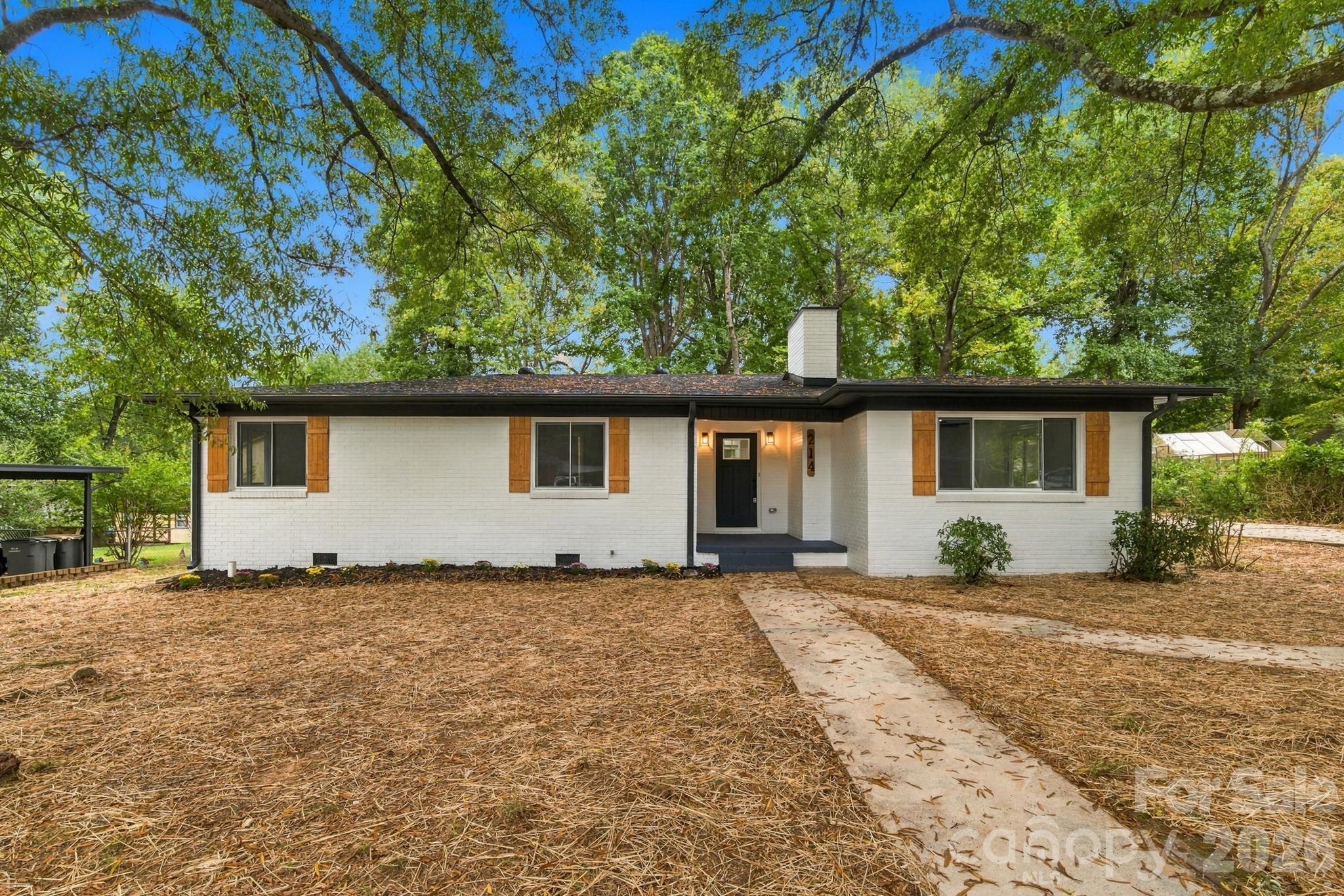 214 Dalewood Avenue