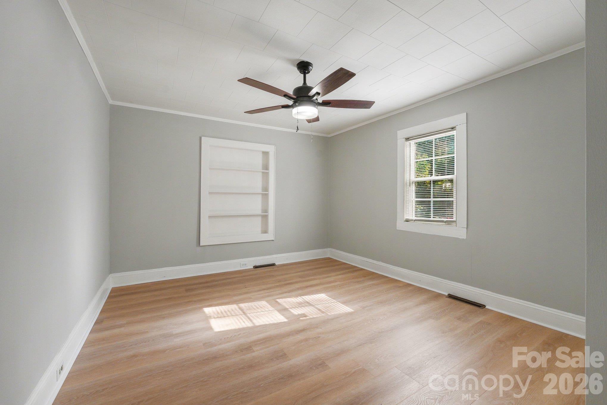 Single Family Residence at 144 Ginger Lane, Mooresville, photo 14 of 26
