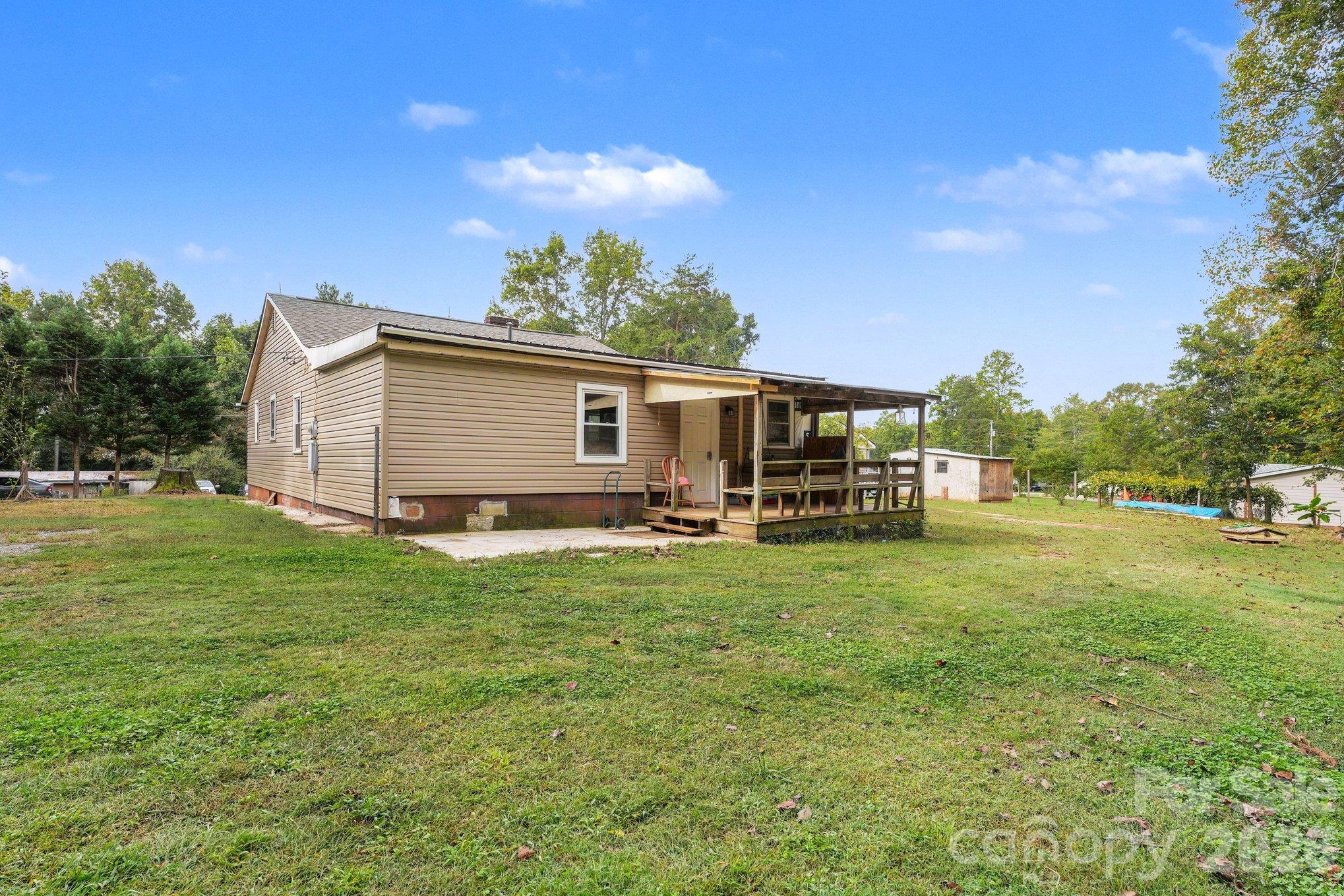 Single Family Residence at 144 Ginger Lane, Mooresville, photo 21 of 26