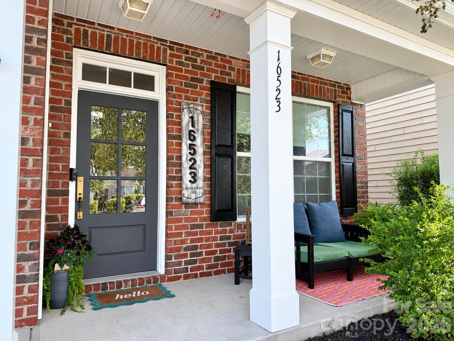 Single Family Residence at 16523 Landen Forest Lane, Davidson, photo 3 of 26