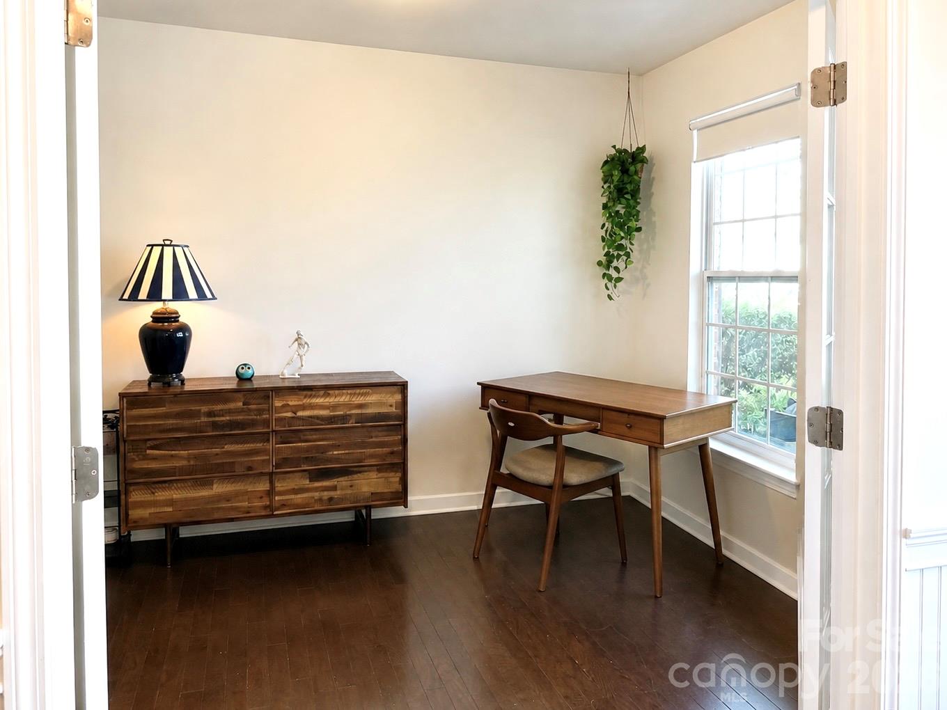 Single Family Residence at 16523 Landen Forest Lane, Davidson, photo 11 of 26