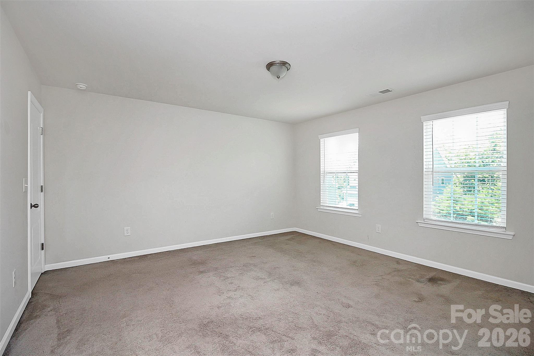 Single Family Residence at 14527 Murfield Court, Charlotte, photo 16 of 35