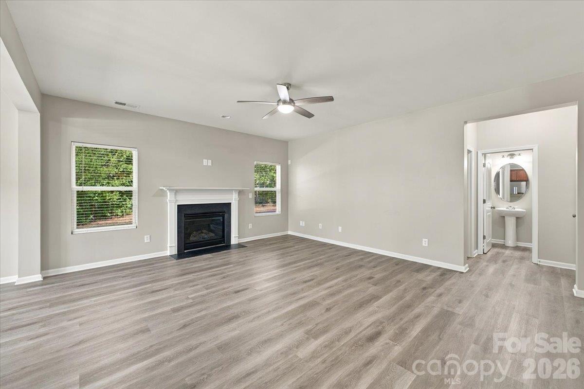 Single Family Residence at 3724 Martele Drive, Mint Hill, photo 5 of 33