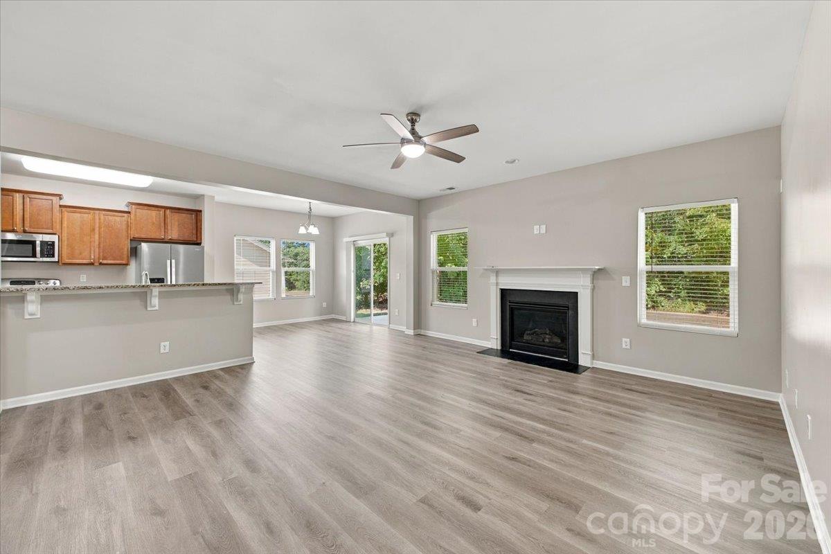 Single Family Residence at 3724 Martele Drive, Mint Hill, photo 6 of 33