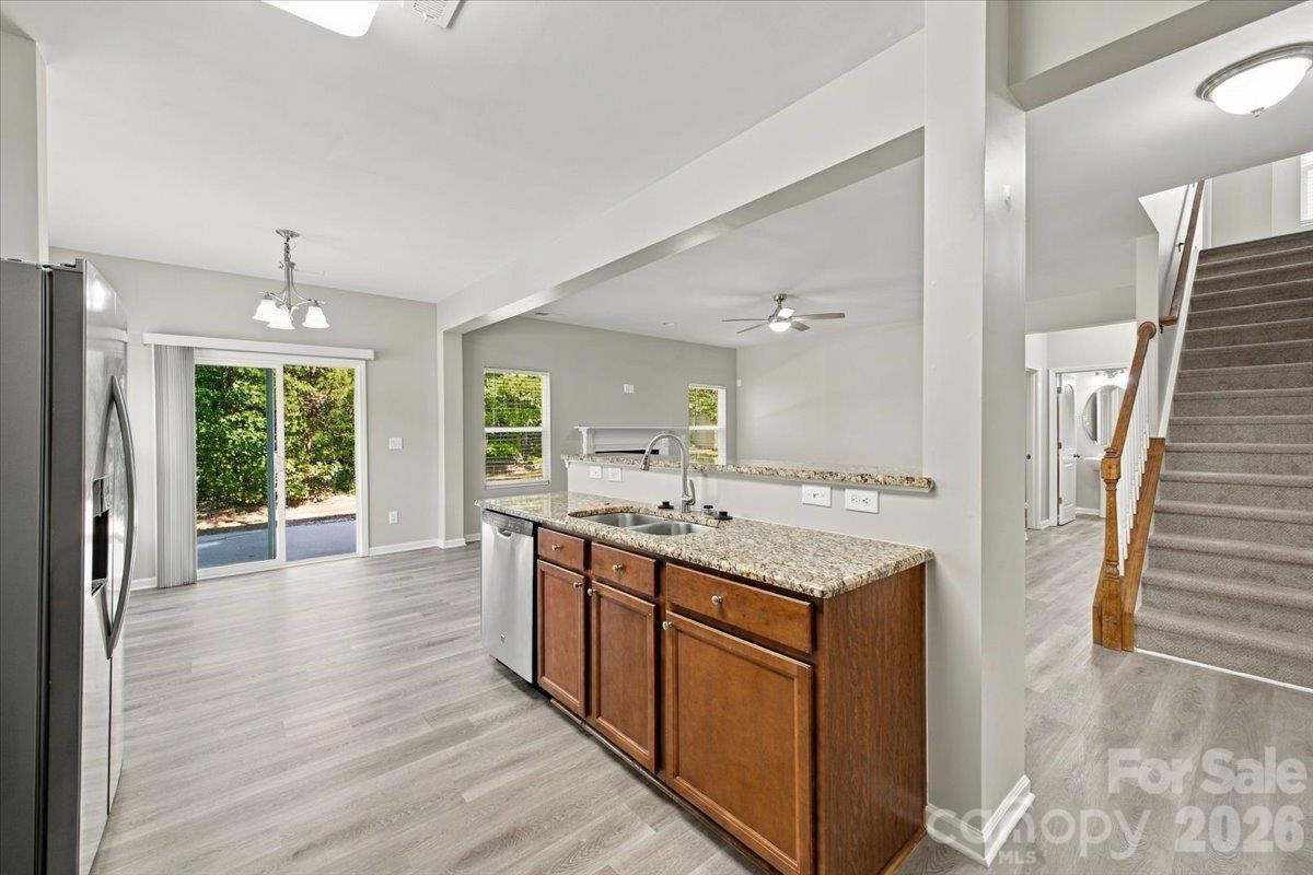 Single Family Residence at 3724 Martele Drive, Mint Hill, photo 11 of 33