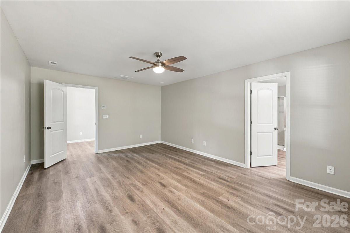 Single Family Residence at 3724 Martele Drive, Mint Hill, photo 23 of 33