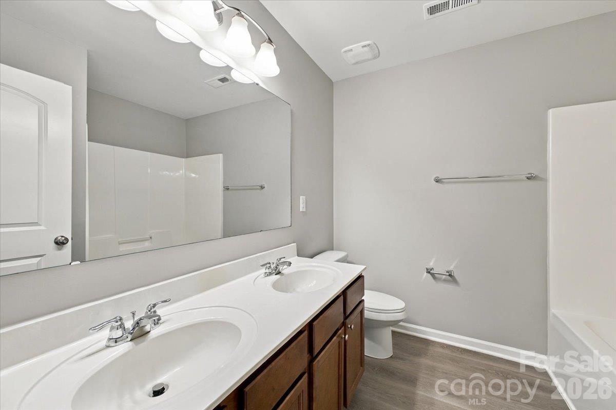 Single Family Residence at 3724 Martele Drive, Mint Hill, photo 28 of 33