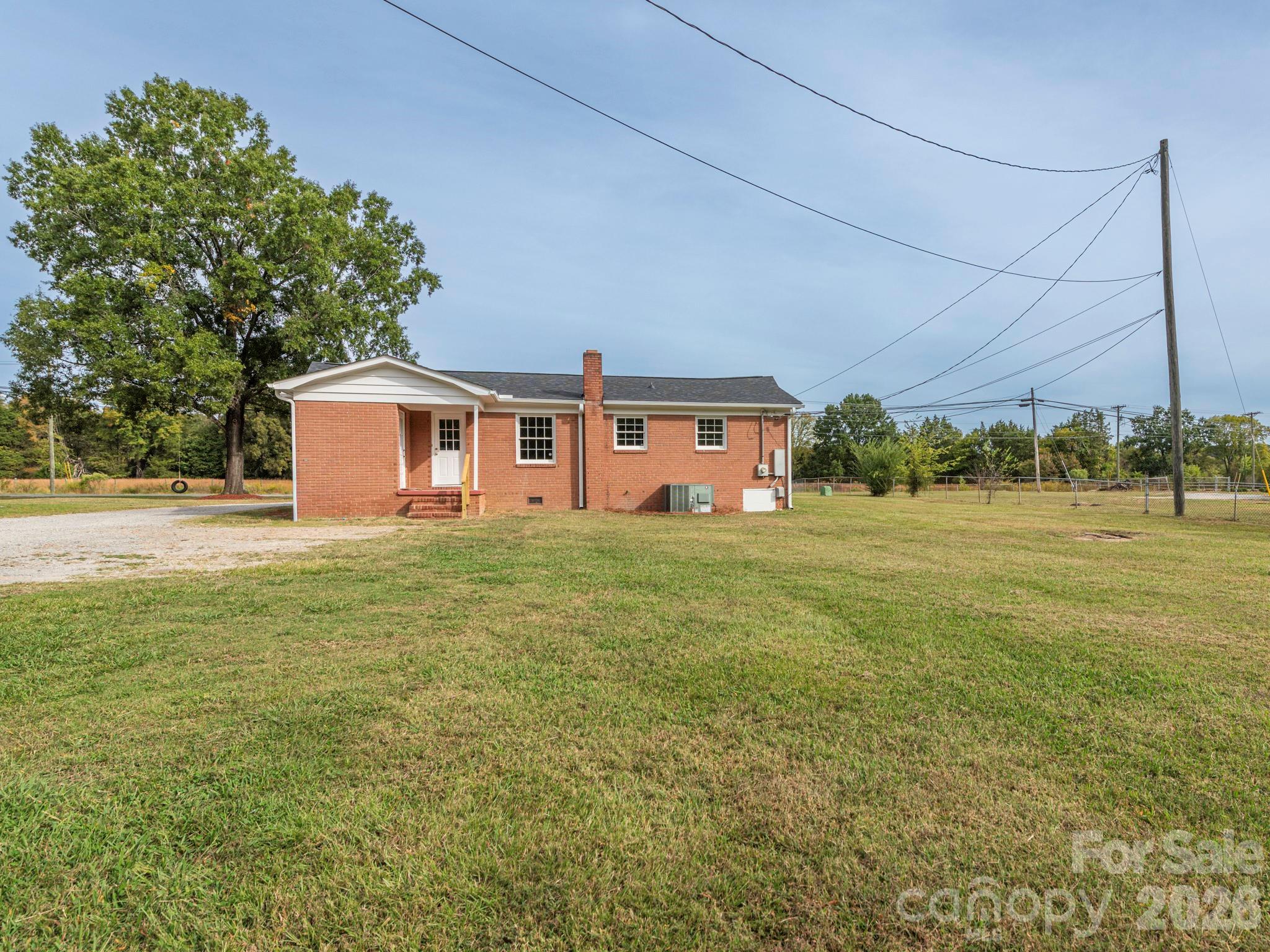 Single Family Residence at 4305 Weddington Road, Concord, photo 13 of 14