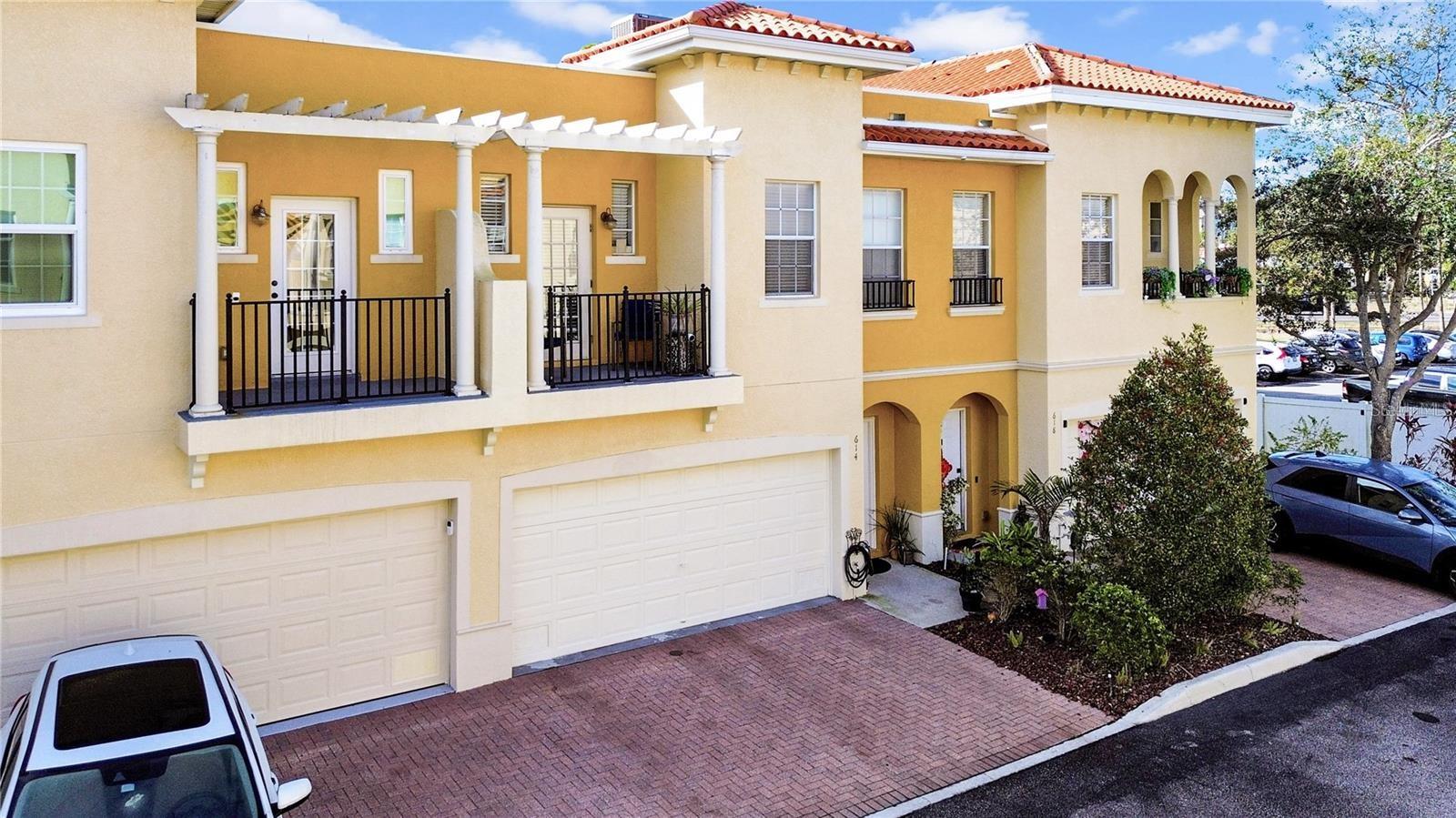 2 Car Garage with additional storage - 614 105TH LN N, ST PETERSBURG