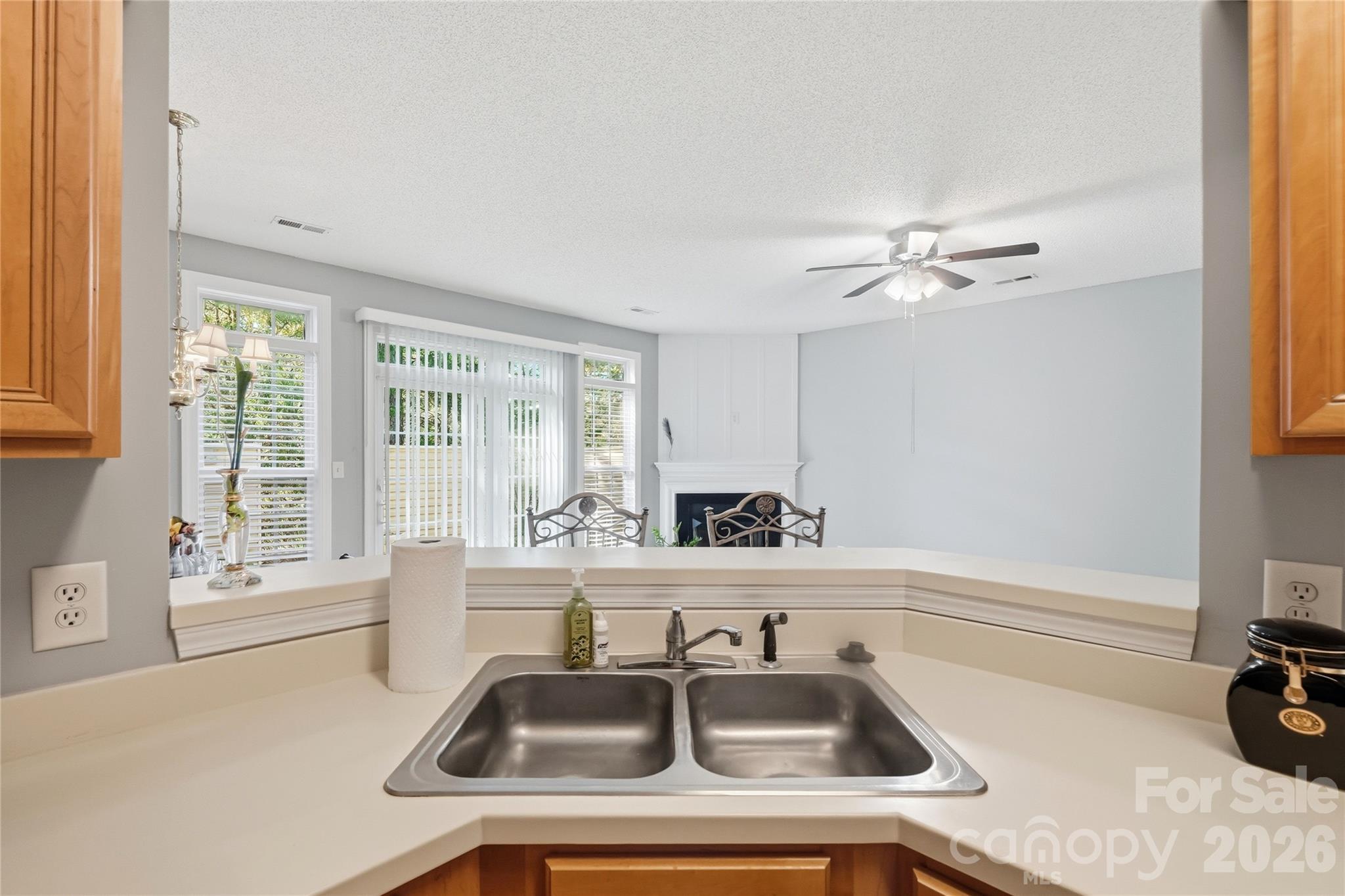 Townhouse at 5426 Johnston Mill Court, Charlotte, photo 15 of 34