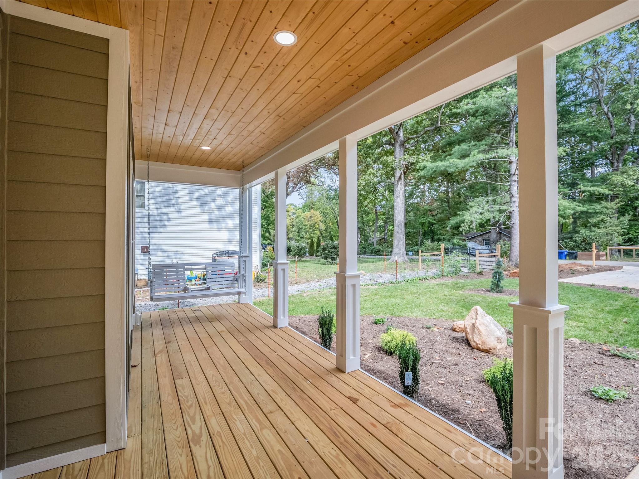 Single Family Residence at 61 Laurel Lane, Black Mountain, photo 33 of 48