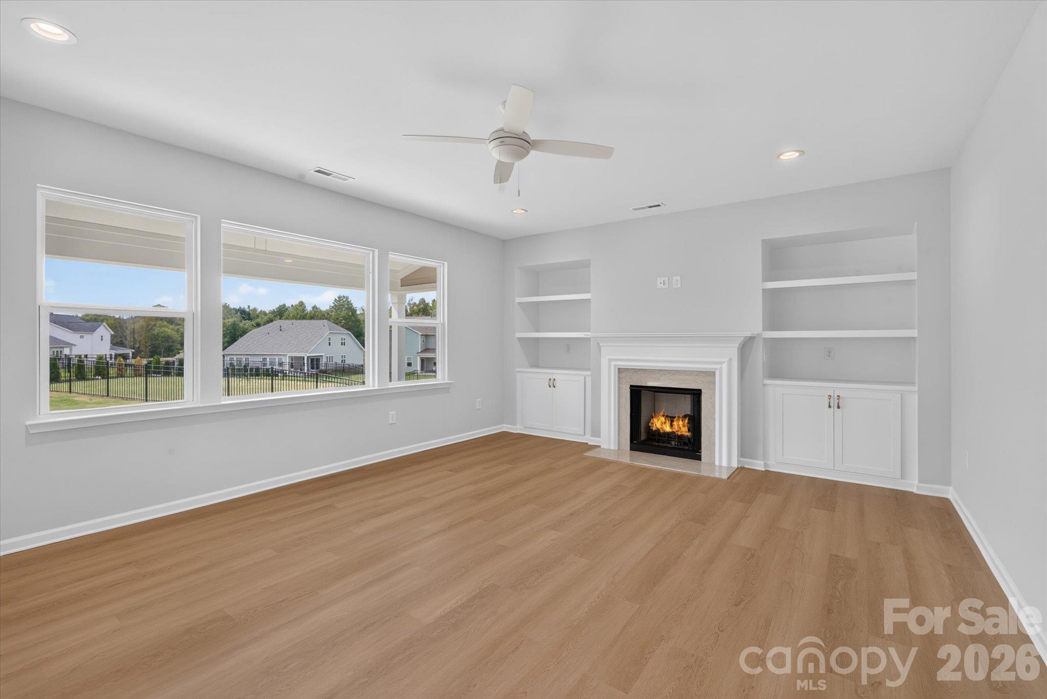 Family Room - 1947 Thicket Drive, Gastonia