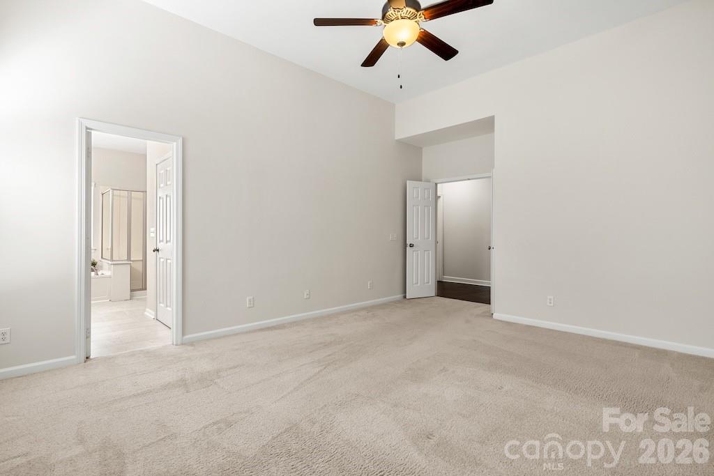 Primary bedroom opens to primary bath (walk in closet in primary bath) - 109 Coronilla Road, Mooresville