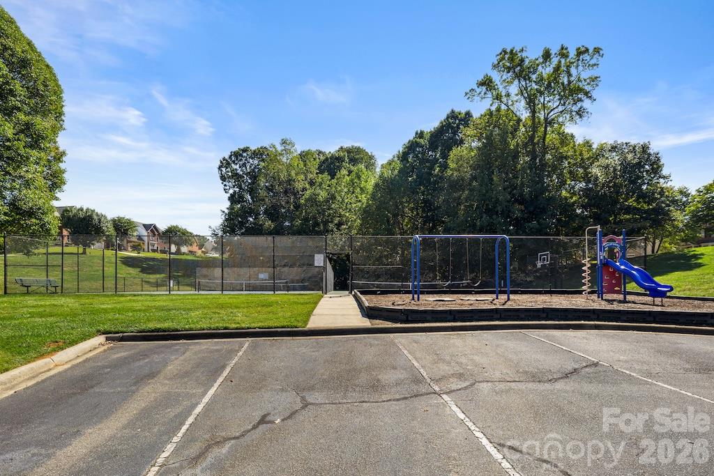 Community park across the street from Lake Norman - 109 Coronilla Road, Mooresville