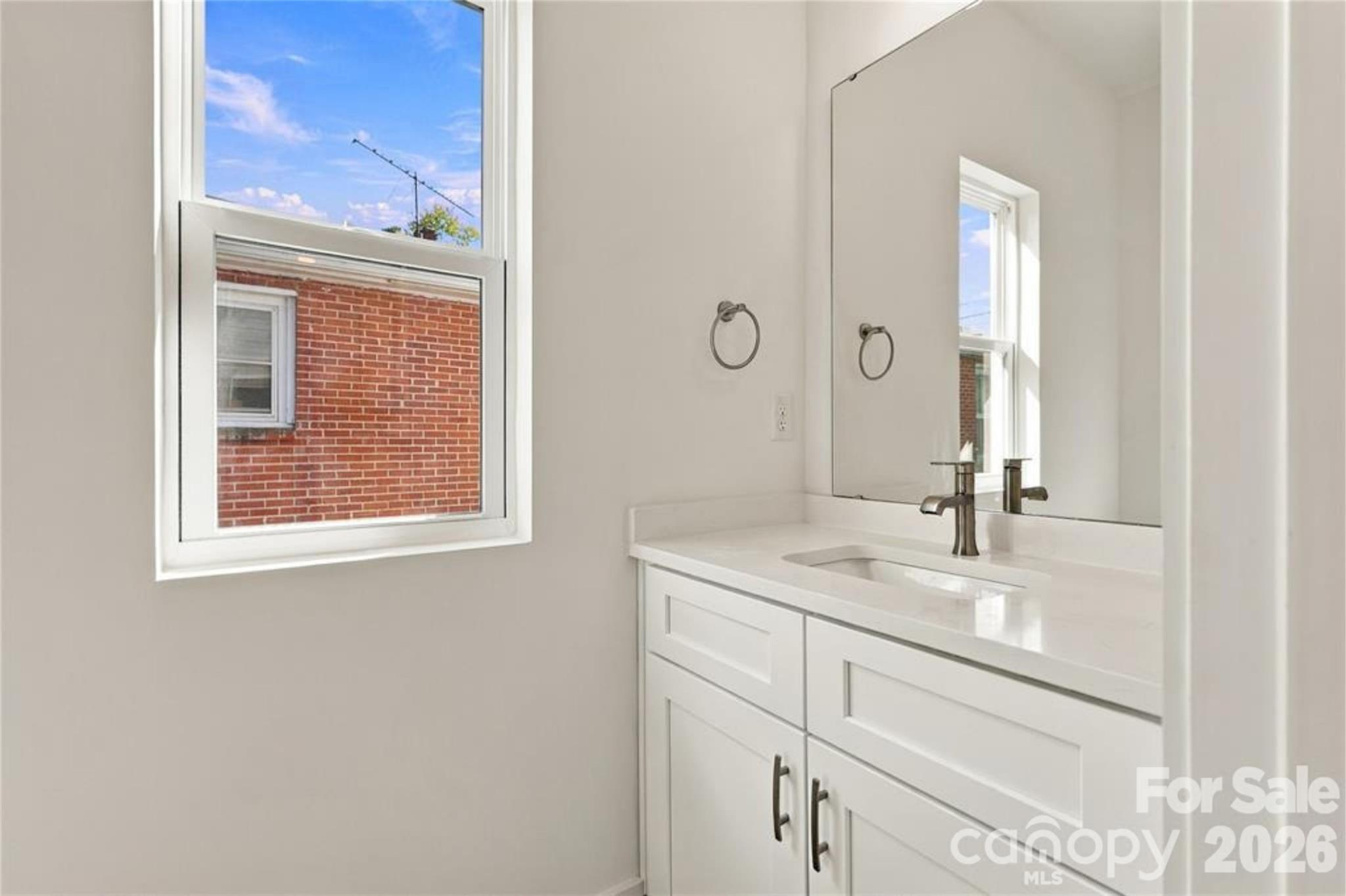 Single Family Residence at 509 Oak Street, Mooresville, photo 34 of 37