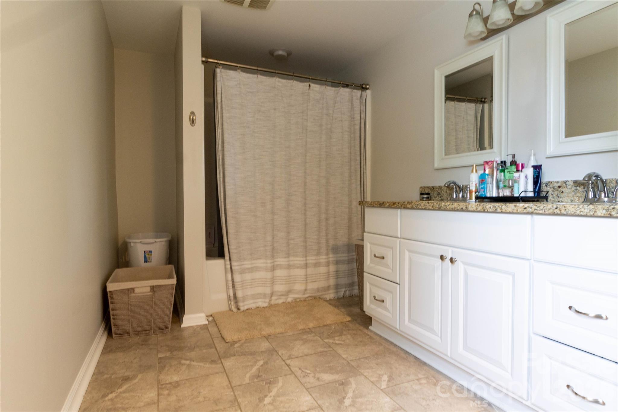 Single Family Residence at 907 Bethlehem Road, Kings Mountain, photo 24 of 54