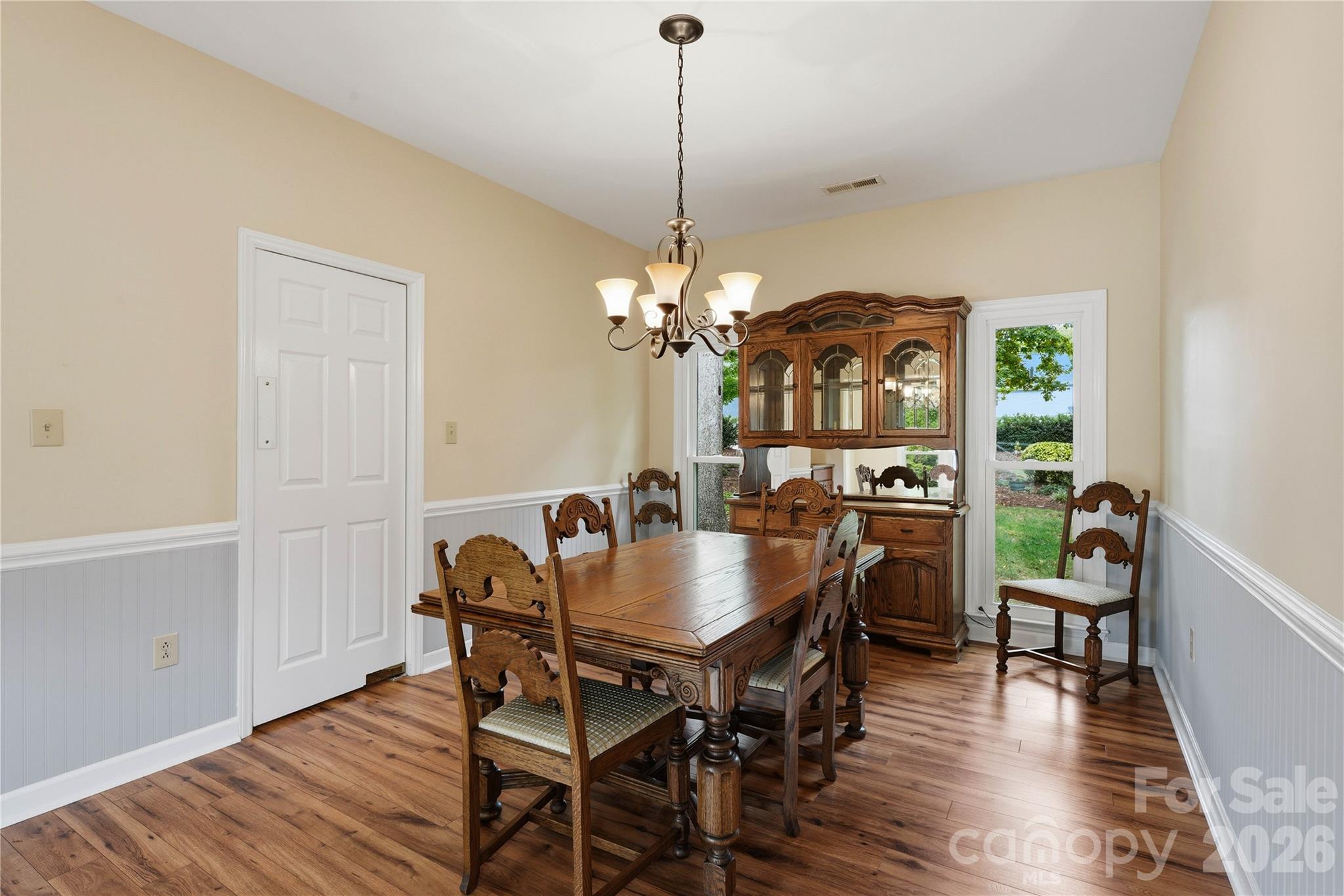 Single Family Residence at 180 Bridgeport Drive, Mooresville, photo 11 of 46