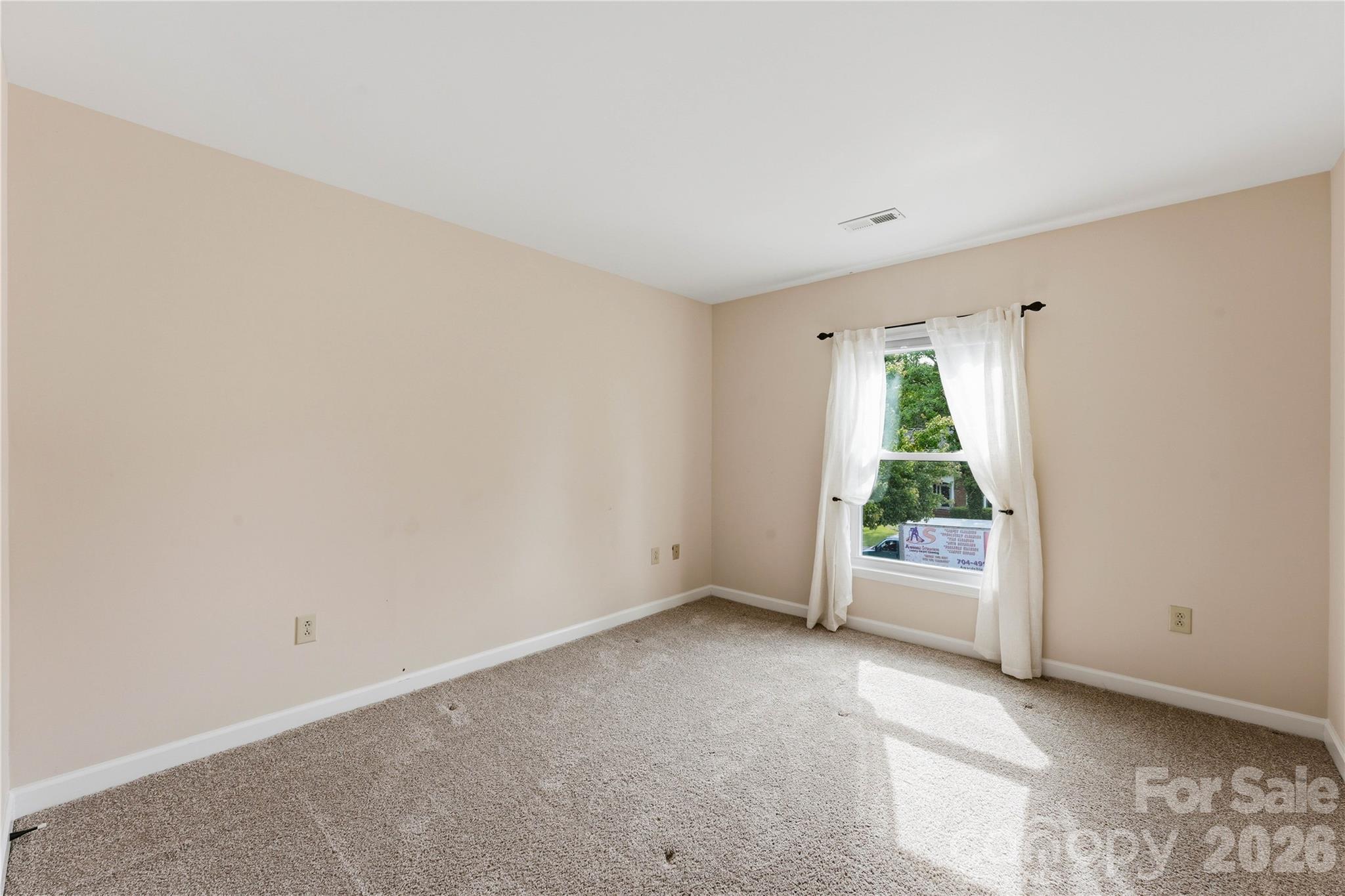 Single Family Residence at 180 Bridgeport Drive, Mooresville, photo 25 of 46