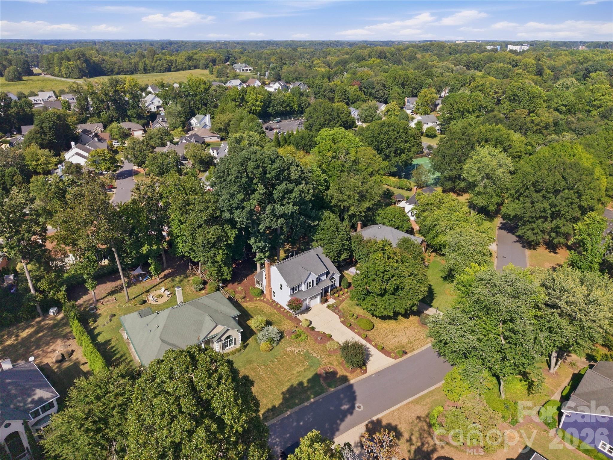 Single Family Residence at 180 Bridgeport Drive, Mooresville, photo 41 of 46