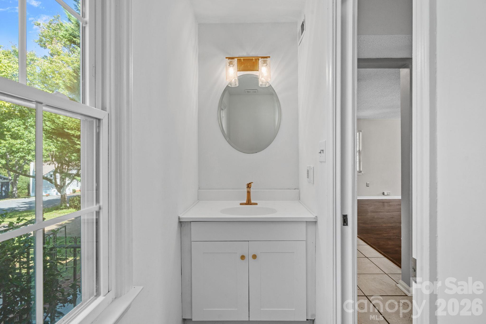 Powder Room - 12424 Cool Mist Lane, Huntersville