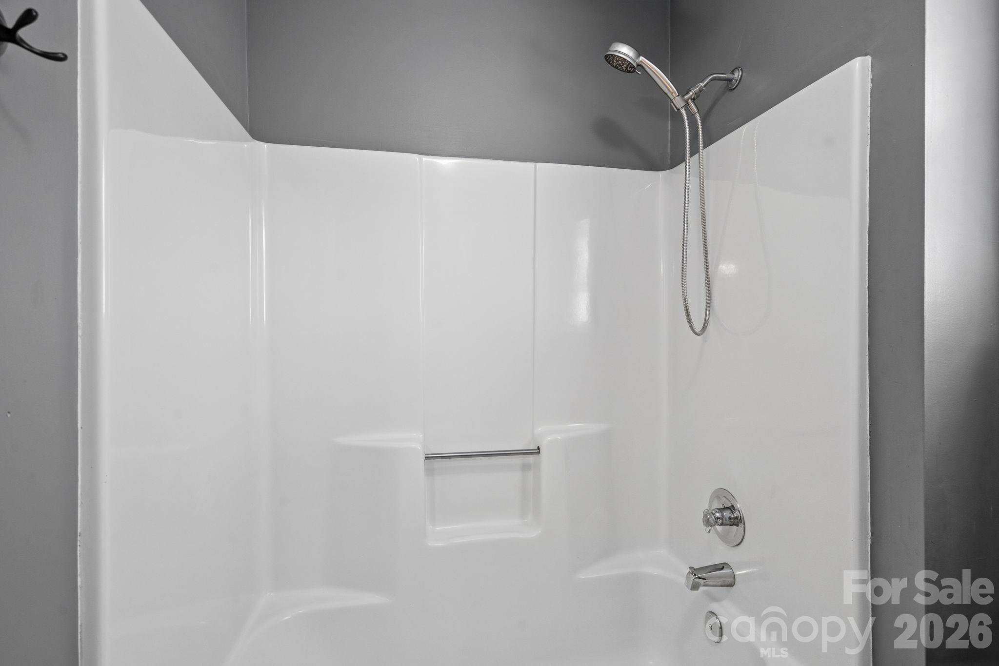 Secondary Bathroom - 12424 Cool Mist Lane, Huntersville