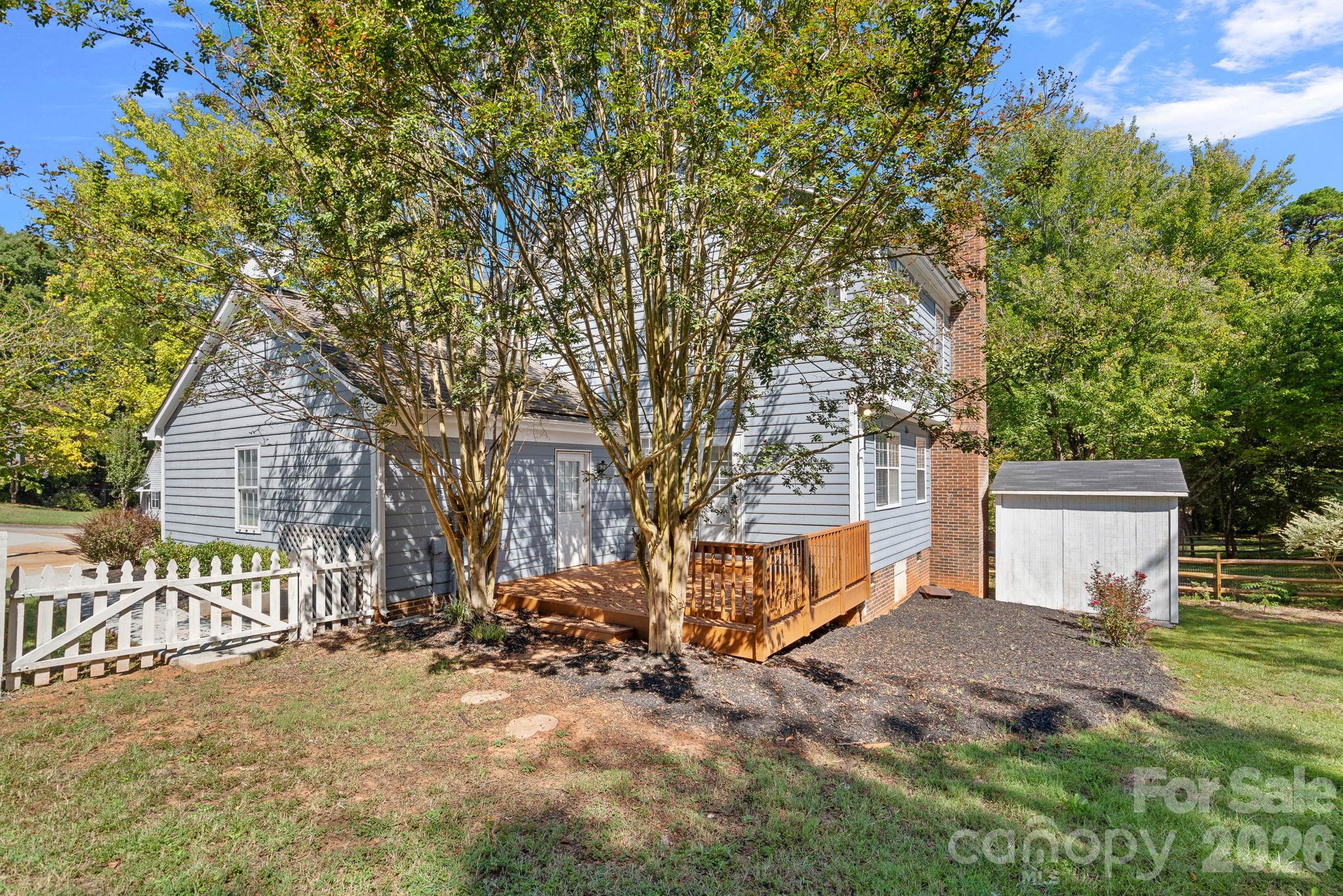 Single Family Residence at 12424 Cool Mist Lane, Huntersville, photo 24 of 33