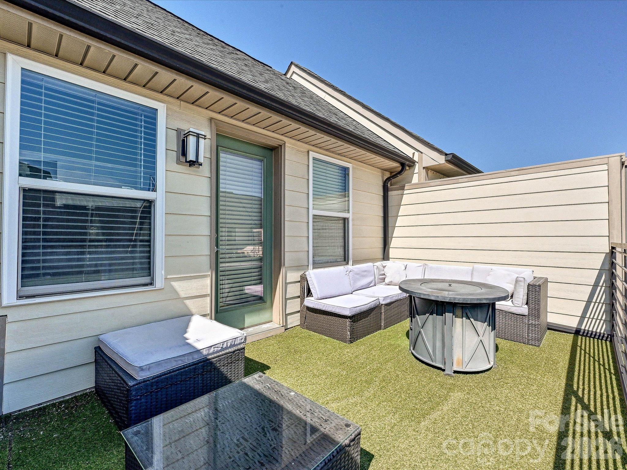 Townhouse at 3528 Craughwell Drive, Charlotte, photo 37 of 40