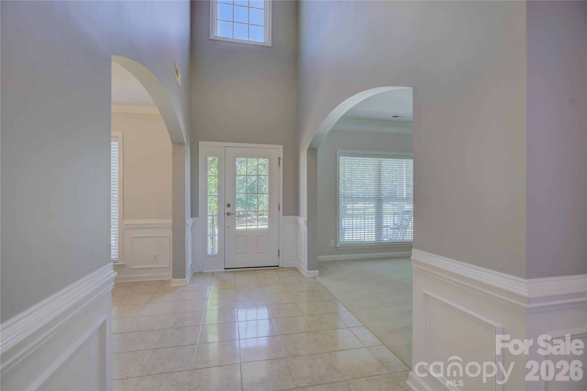 Beautiful wainscoting and crown molding - 9609 Spurwig Court, Charlotte