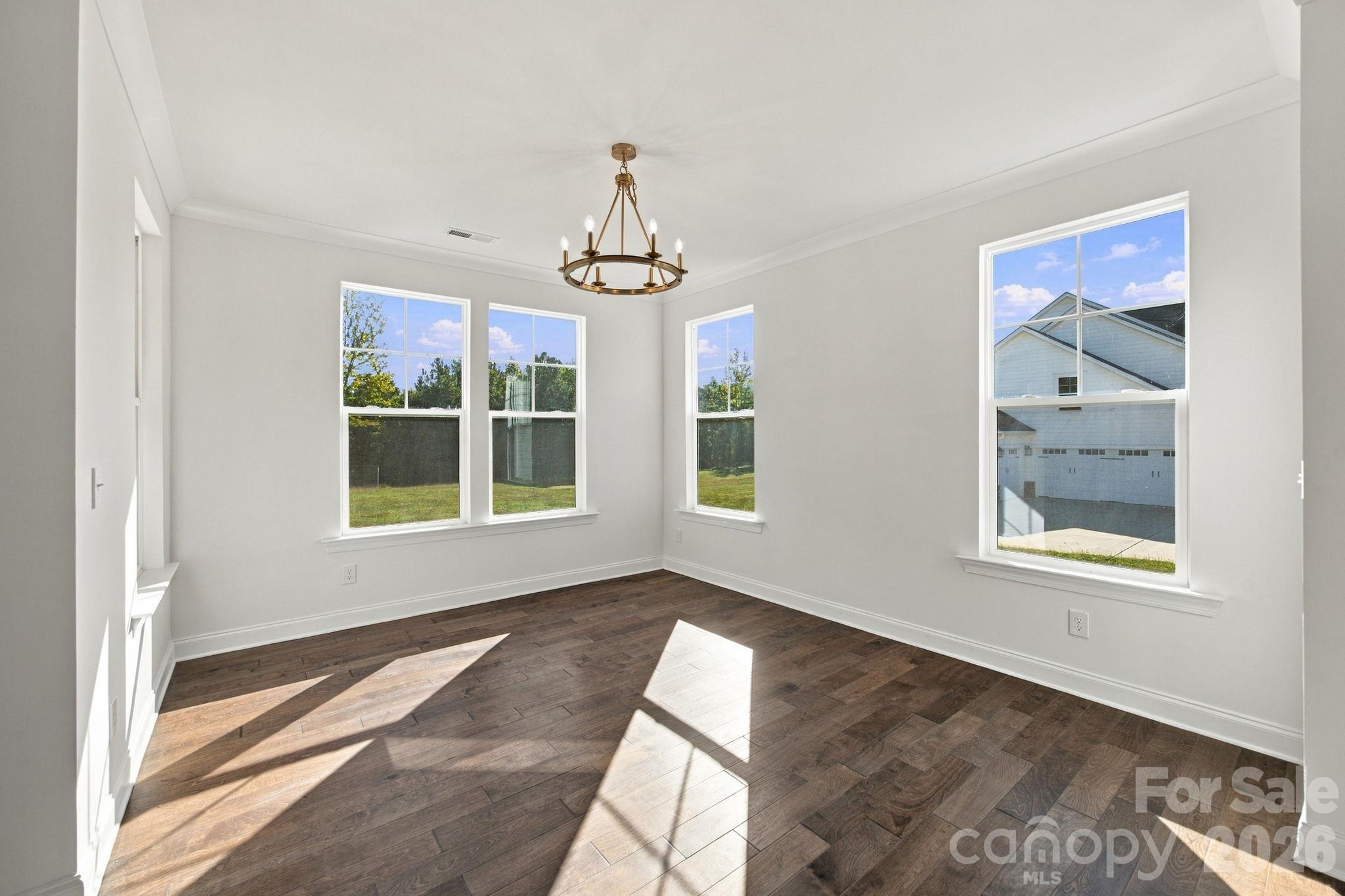 Dining area - 8704 Sherrills Ford Road, Sherrills Ford