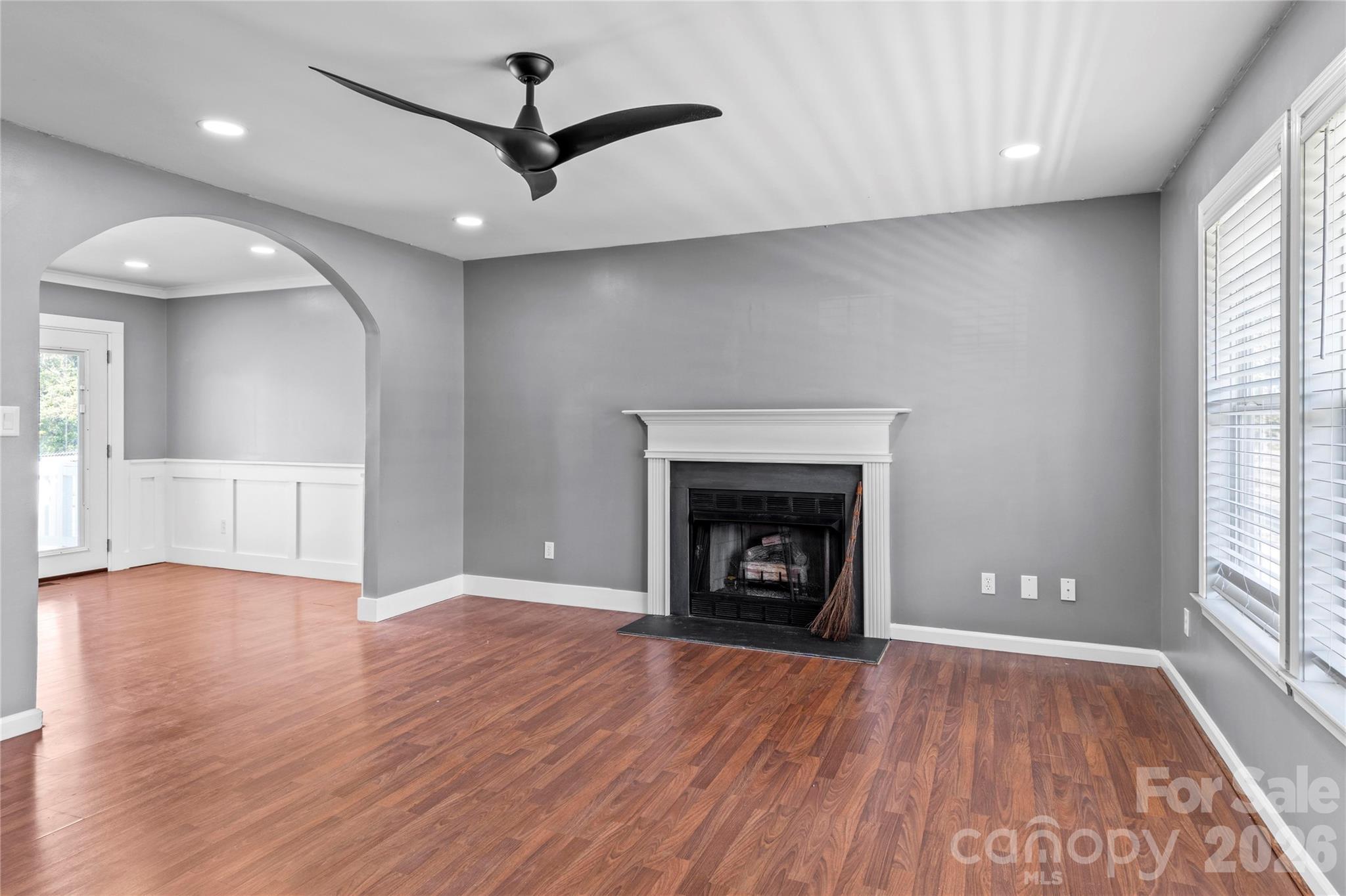 Single Family Residence at 494 Sunset Ridge Lane, Lexington, photo 7 of 31
